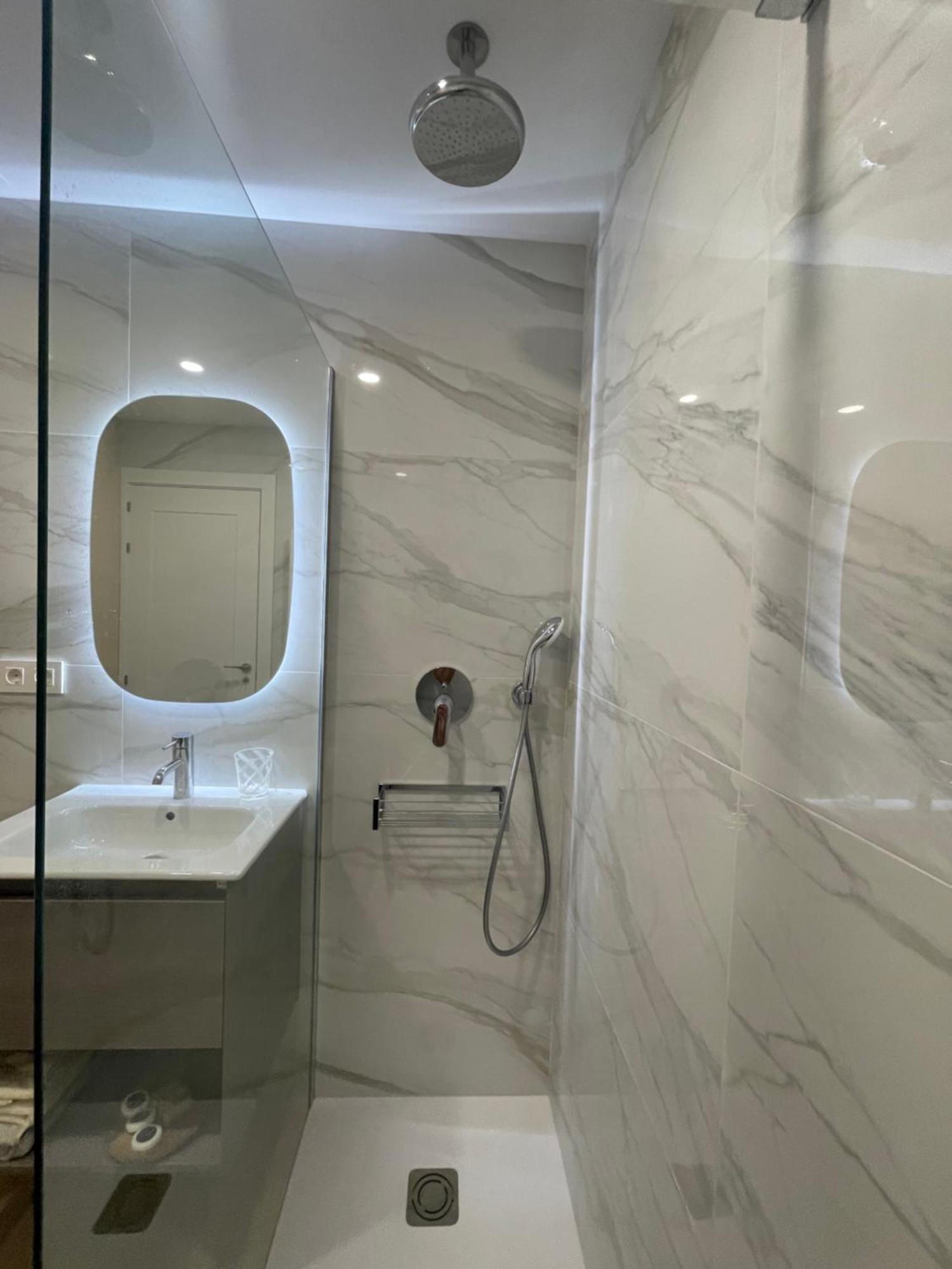 Riscal Suits Luxury Аликанте Екстериор снимка
